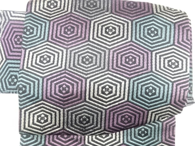  重ね亀甲に花菱模様織り出し　作り帯